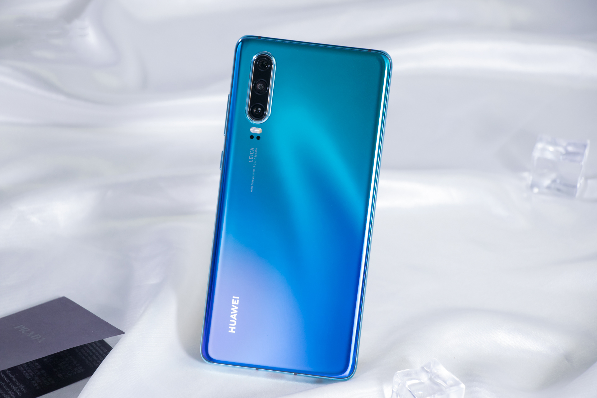 Huawei P30 and P30 Pro Hands On Beautiful Elegant and