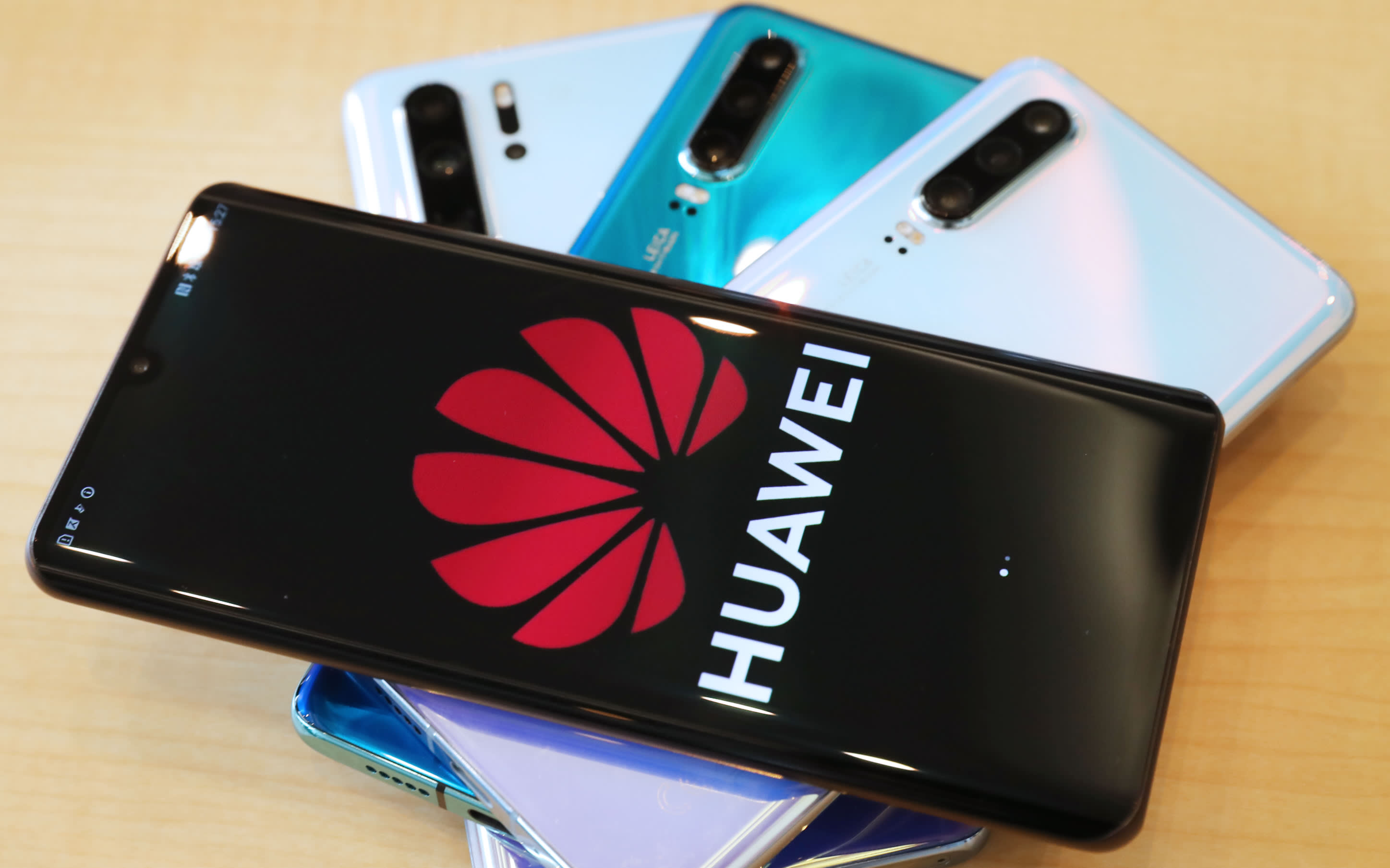 Despite big challenges, Huawei global sales are still going strong -  Gizmochina