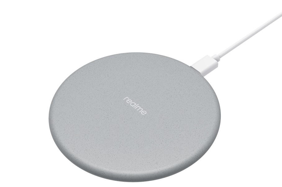 Realme unveils a 10W wireless charger in India priced at Rs. 899 (12