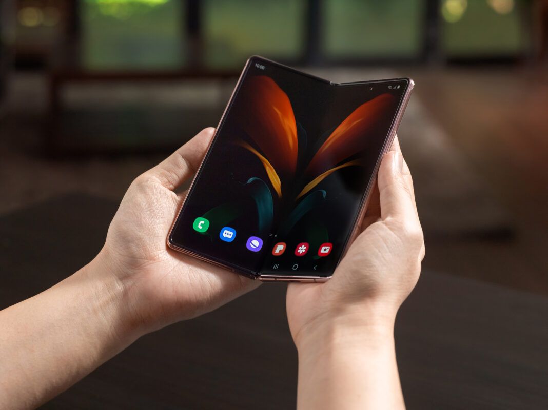 Exclusive Samsungs Tri Fold Tablet Could Launch As Galaxy Z Fold Tab In Q1 2022 Gizmochina 5171