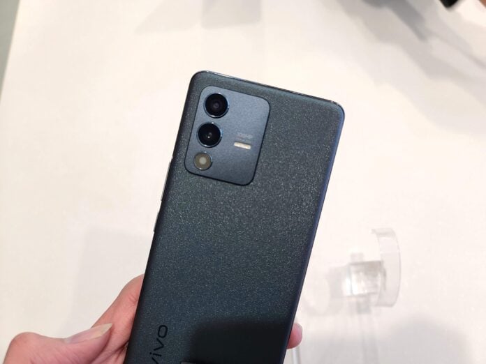 More vivo S12 series live images leak, revealing phones in all of their ...