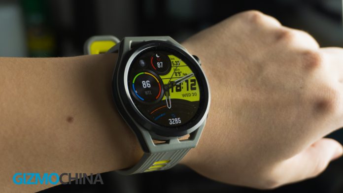 HUAWEI-WATCH-3-RUNNER-2-696x392.jpg