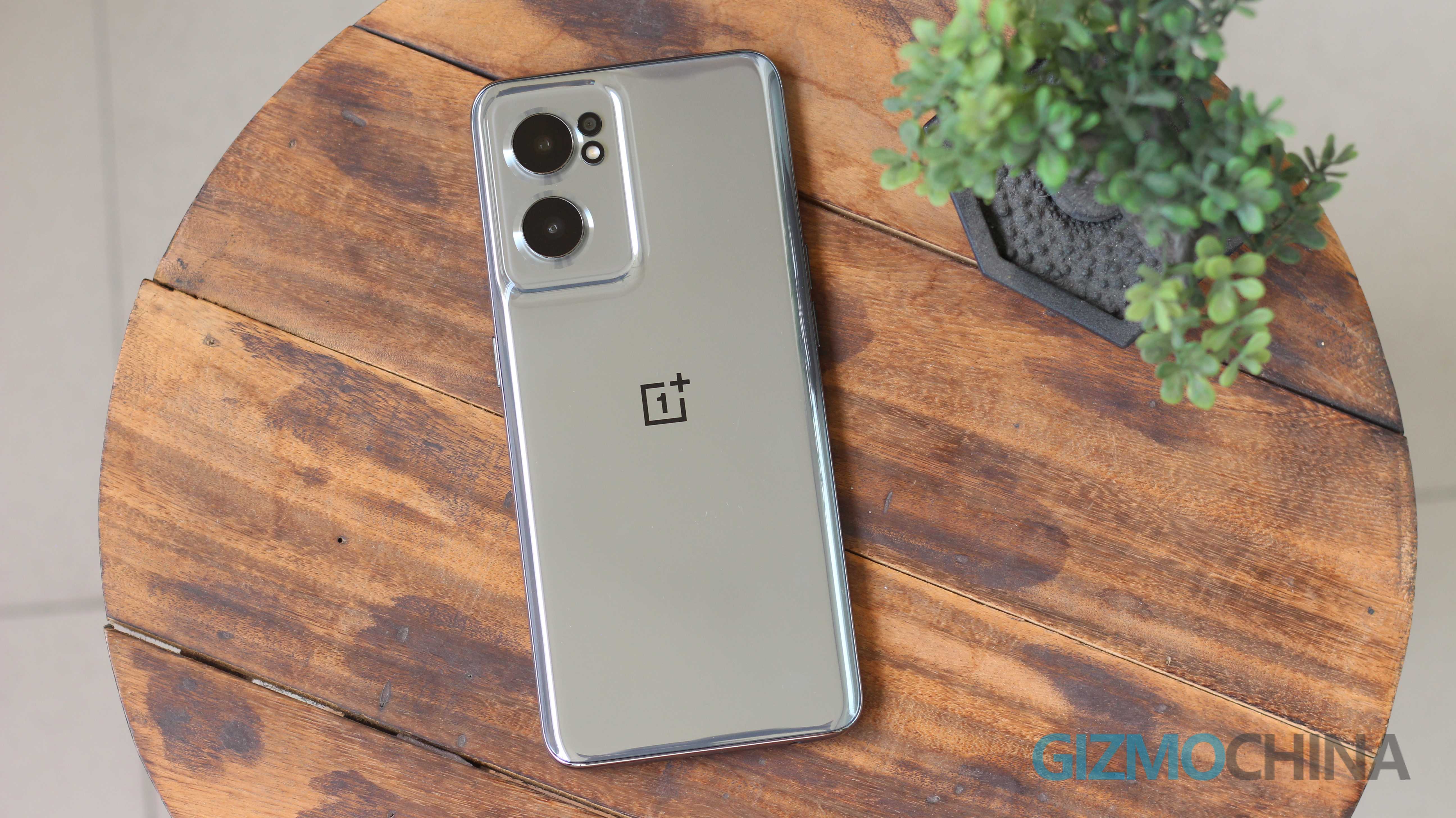 OnePlus Nord 2 CE Brings a Few Minor Upgrades and a New Look