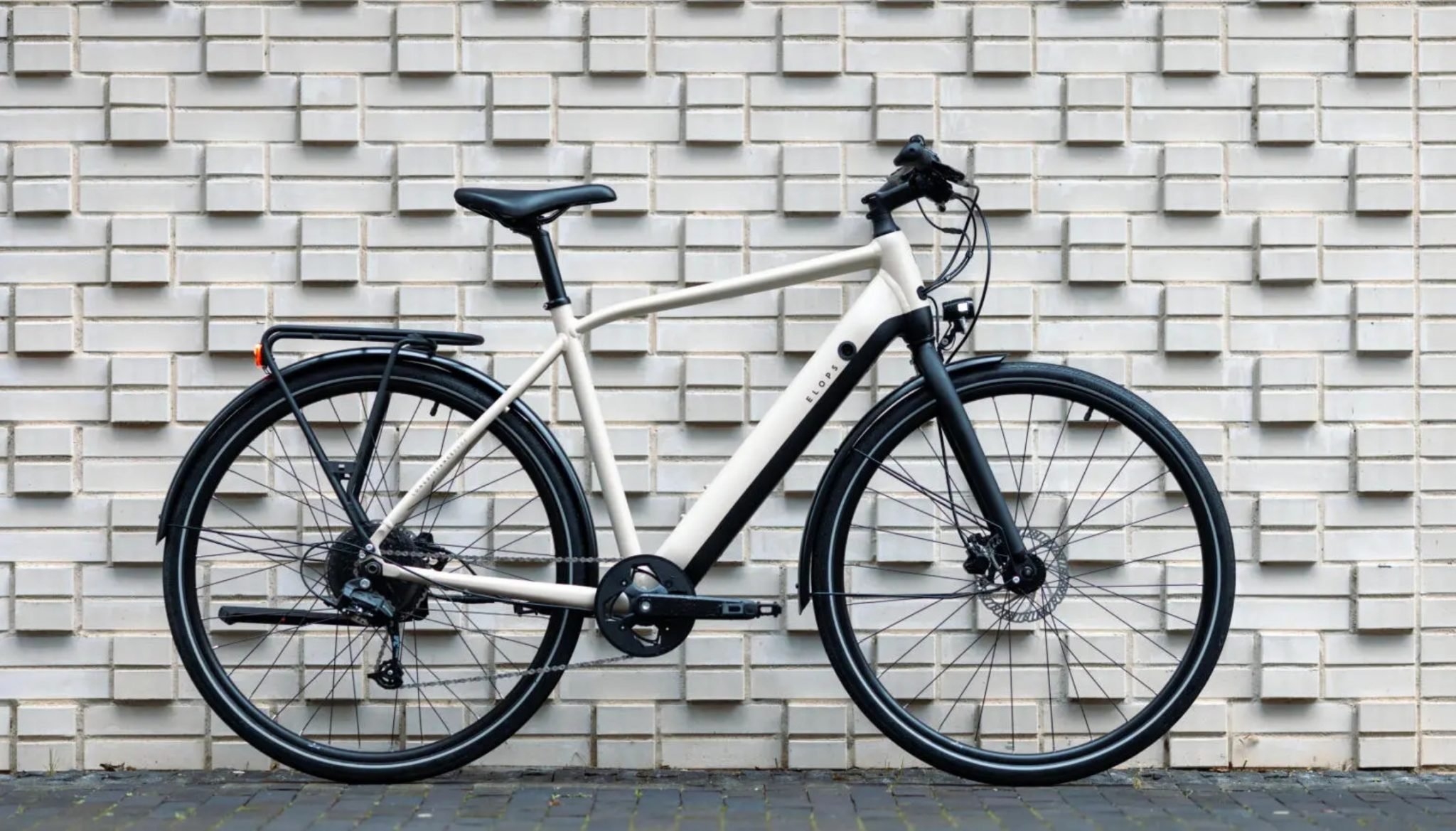 Decathlon Elops LD500E E-bicycle With A 115km Range, 250W Drivetrain ...