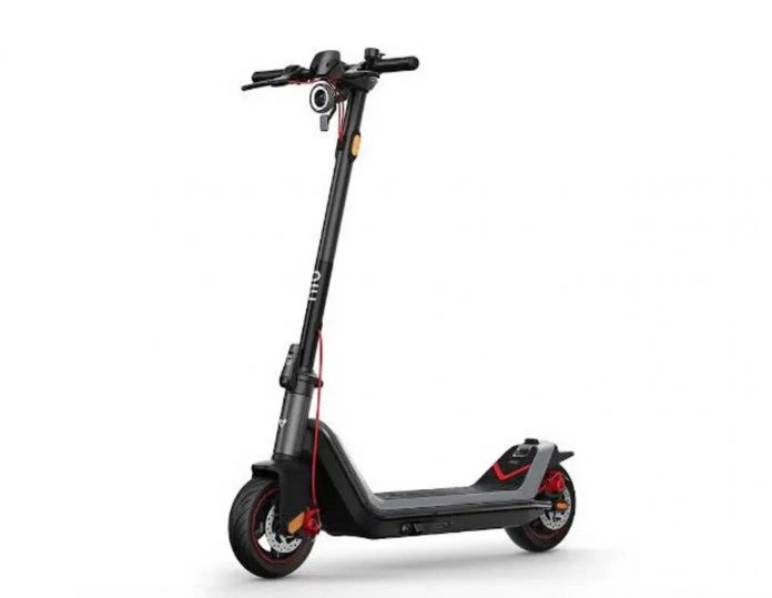 NIU KQi3 Max Electric Scooter With a 66km Range and a Top Speed of 24km ...