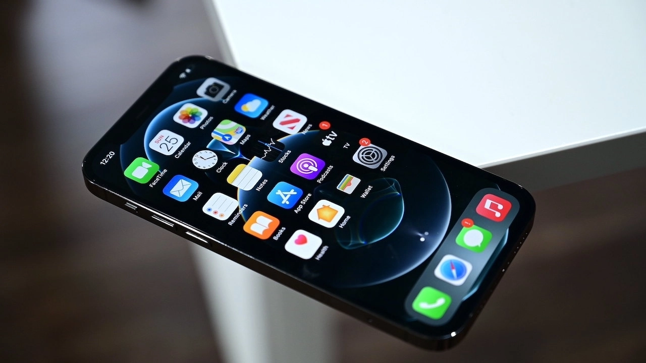 Apple Supplier BOE to Open New OLED Display Plant in Vietnam by 2025 ...