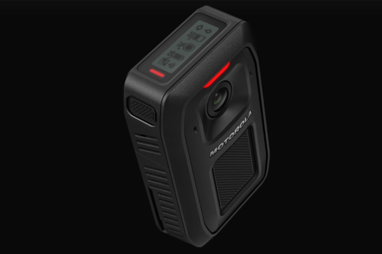 Motorola V700 LTE bodycam with live monitoring released Gizmochina