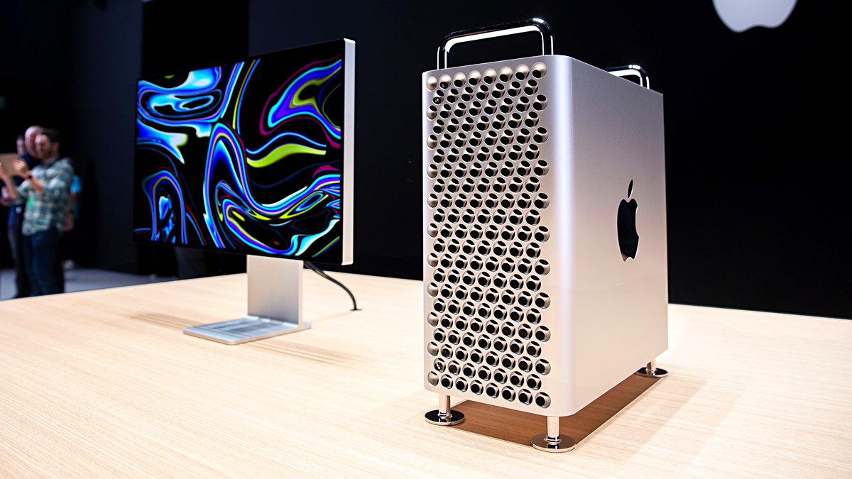 Mac Pro with M2 Ultra Chip Is Twice as Fast as Previous Generation Mac ...