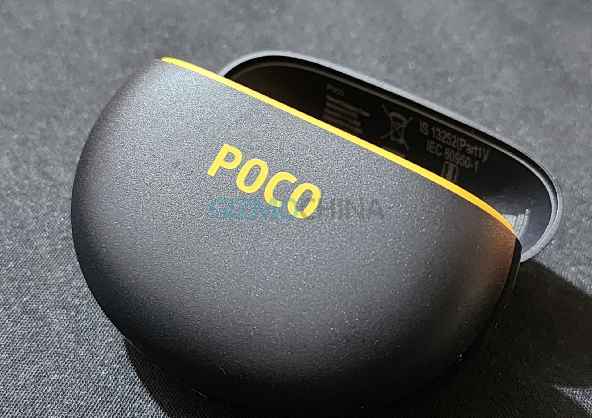 Poco Pods Review Budget Tws Earbuds With Thumping Bass Gizmochina