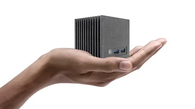 KUBB Mini, World's Smallest 8x8 Mini-PC Smiles For The Camera, Featuring  Intel N100