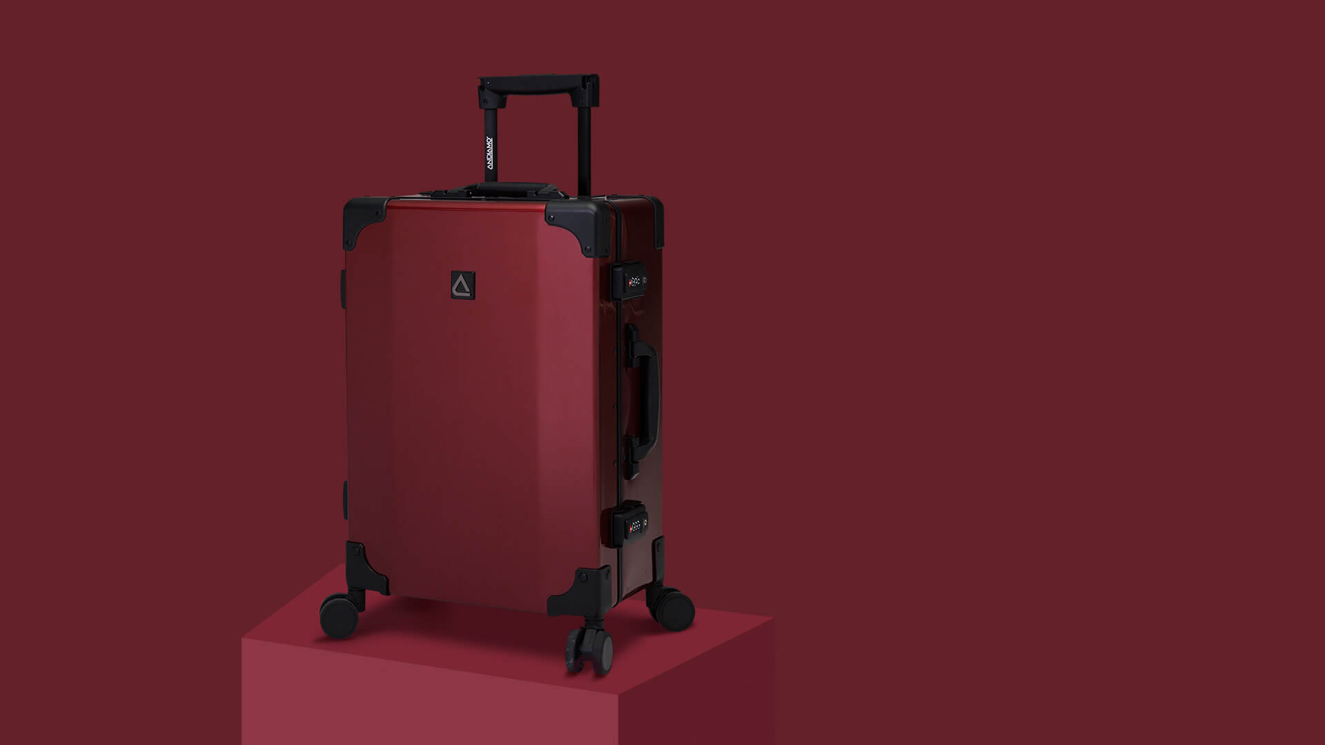 7 Best Smart Luggage Options in 2023 — Best Suitcases with Chargers